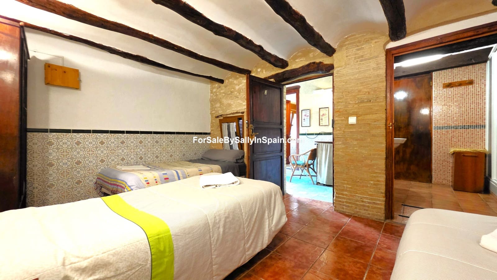 Chalet de 9 habitaciones en Palomar en venta - 270.000 € (Ref: 9357696)