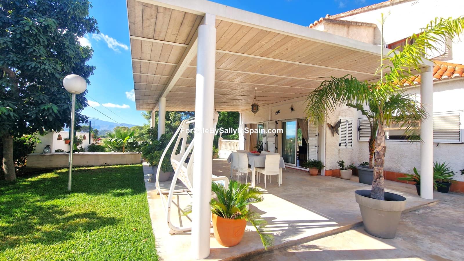 4 sovrum Villa till salu i Gandia med pool garage - 530 000 € (Ref: 9394354)