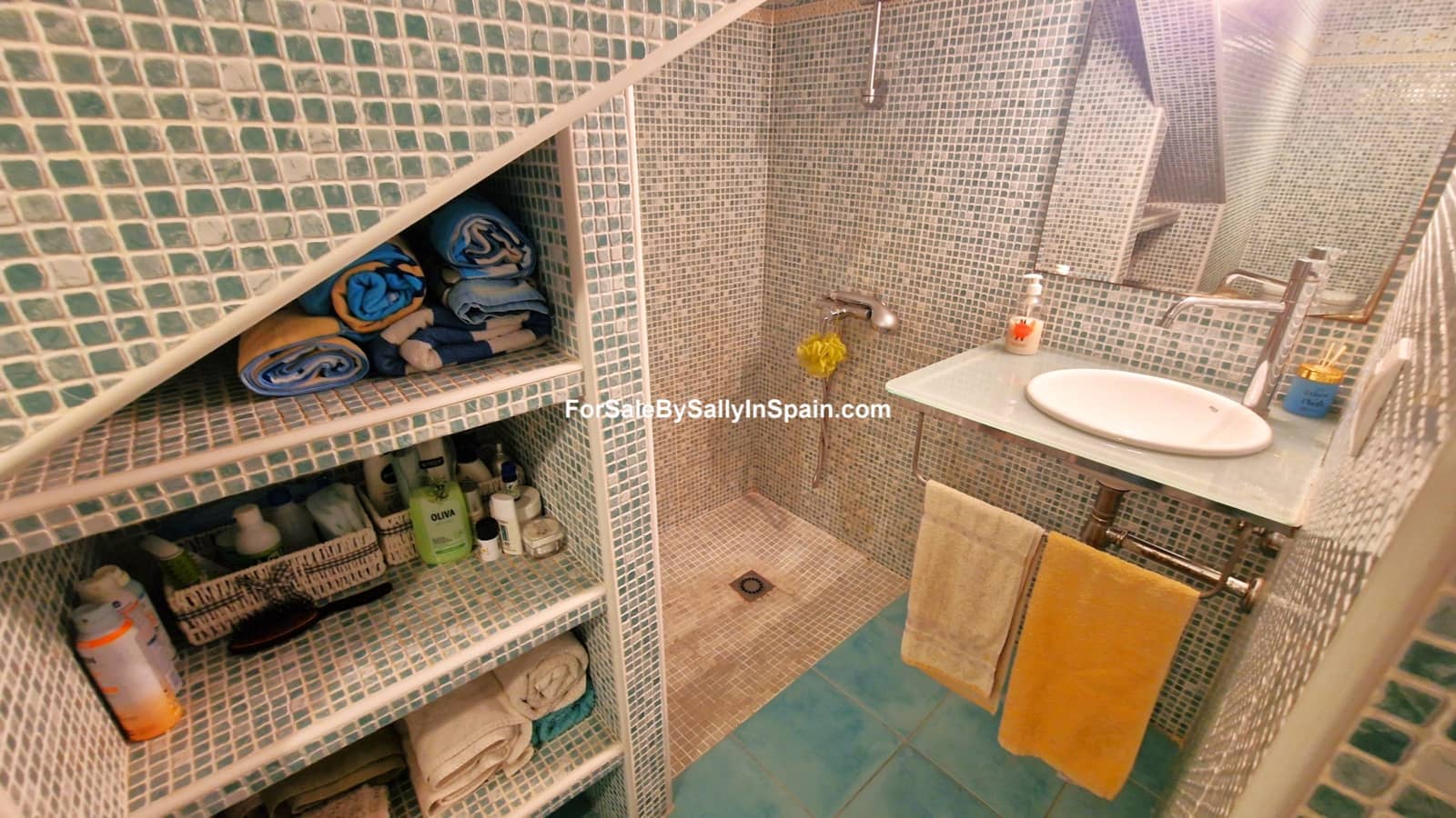 4 sovrum Villa till salu i Gandia med pool garage - 530 000 € (Ref: 9394354)