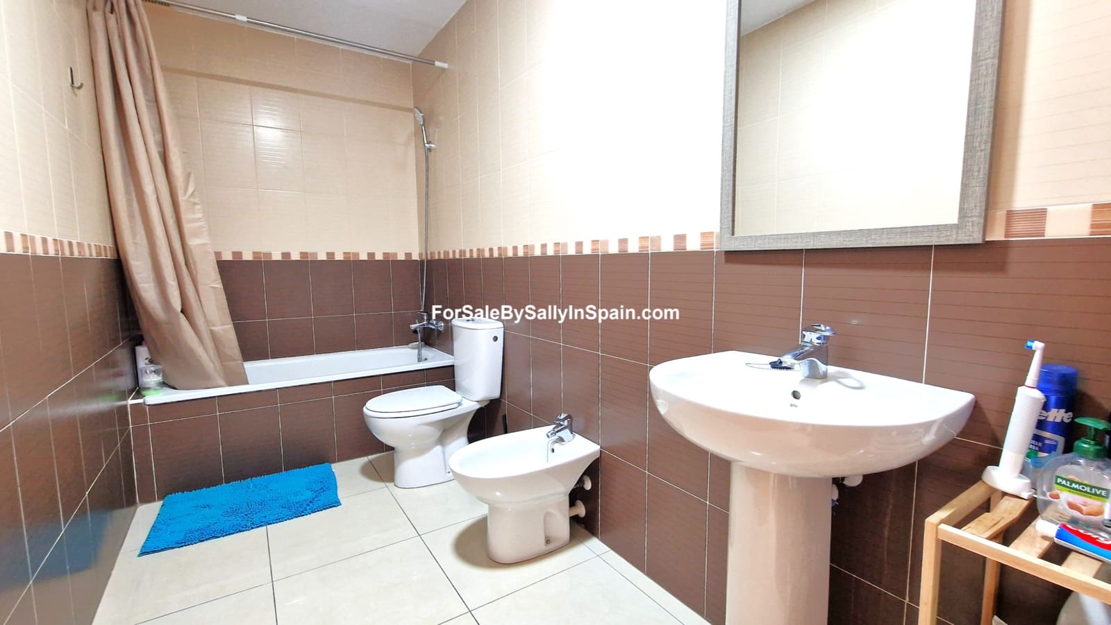 6 bedroom Townhouse for sale in Castellonet de la Conquesta with garage - € 215,000 (Ref: 9394379)