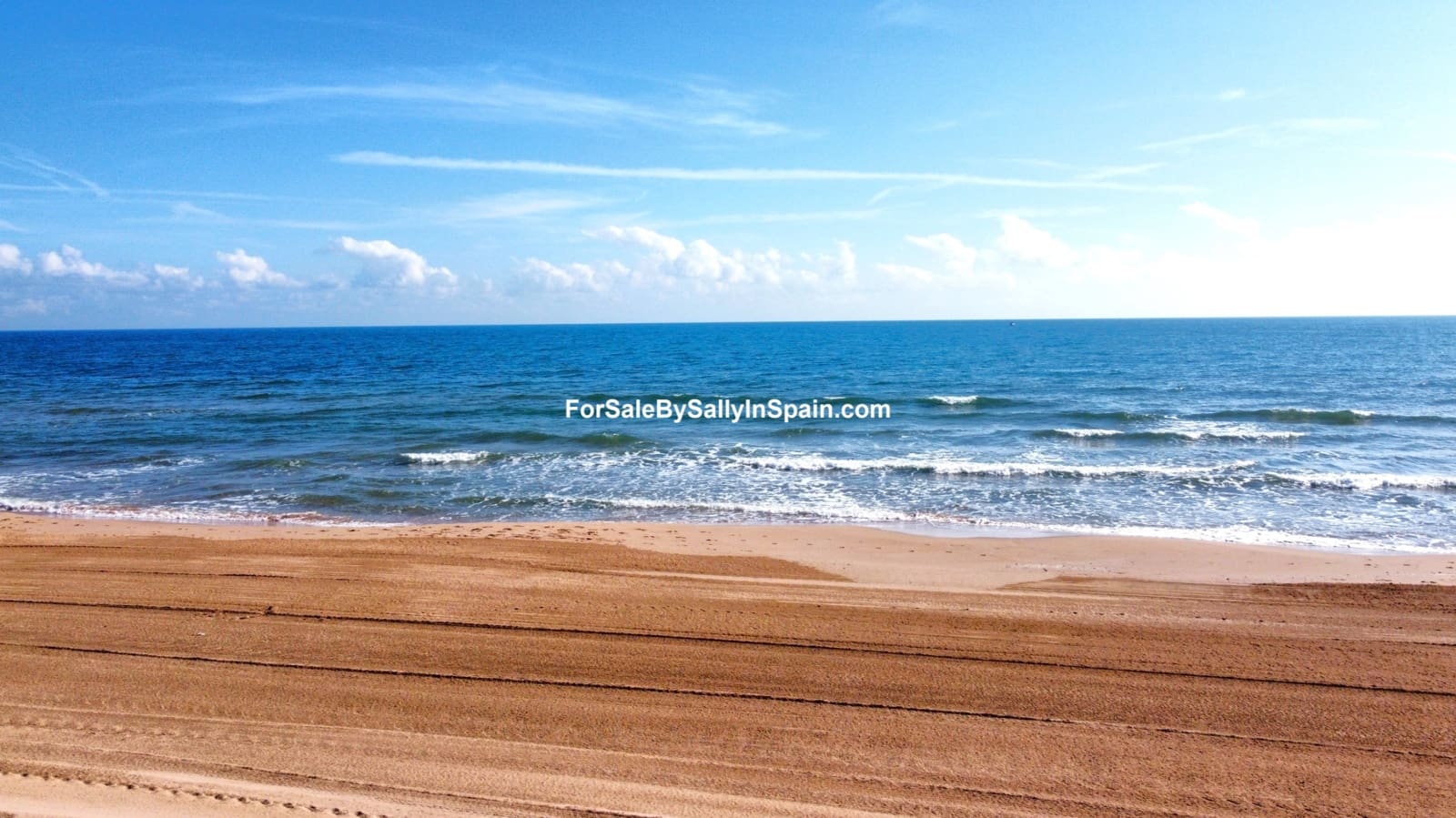 6 bedroom Townhouse for sale in Castellonet de la Conquesta with garage - € 215,000 (Ref: 9394379)