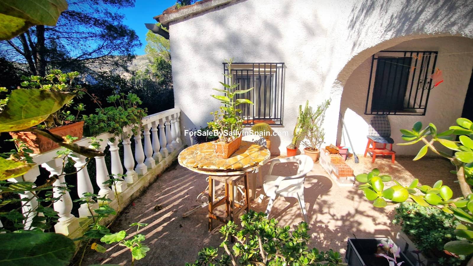 2 bedroom Villa for sale in Villalonga - € 120,000 (Ref: 9395259)