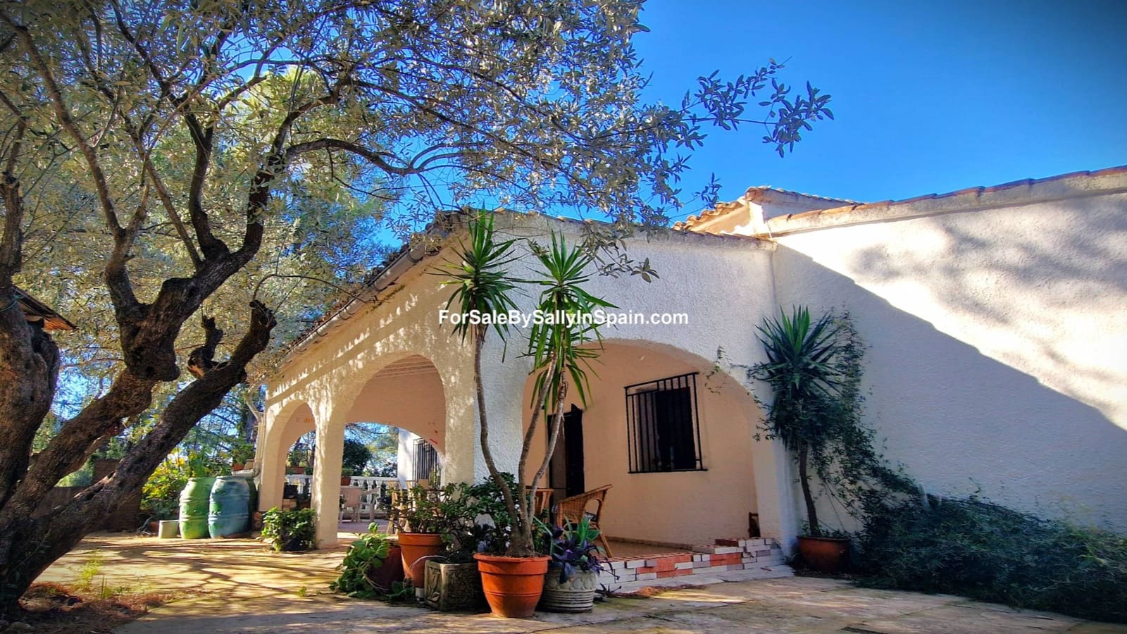 2 bedroom Villa for sale in Villalonga - € 120,000 (Ref: 9395259)