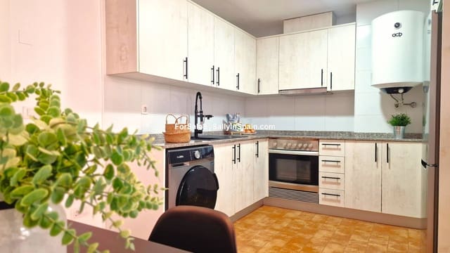 2 Zimmer Strandapartment zu verkaufen in Gandia - 149.000 € (Ref: 9395260)