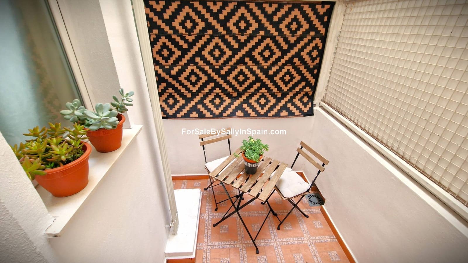 2 makuuhuone Ranta-asunto myytävänä paikassa Gandia - 149 000 € (Ref: 9395260)