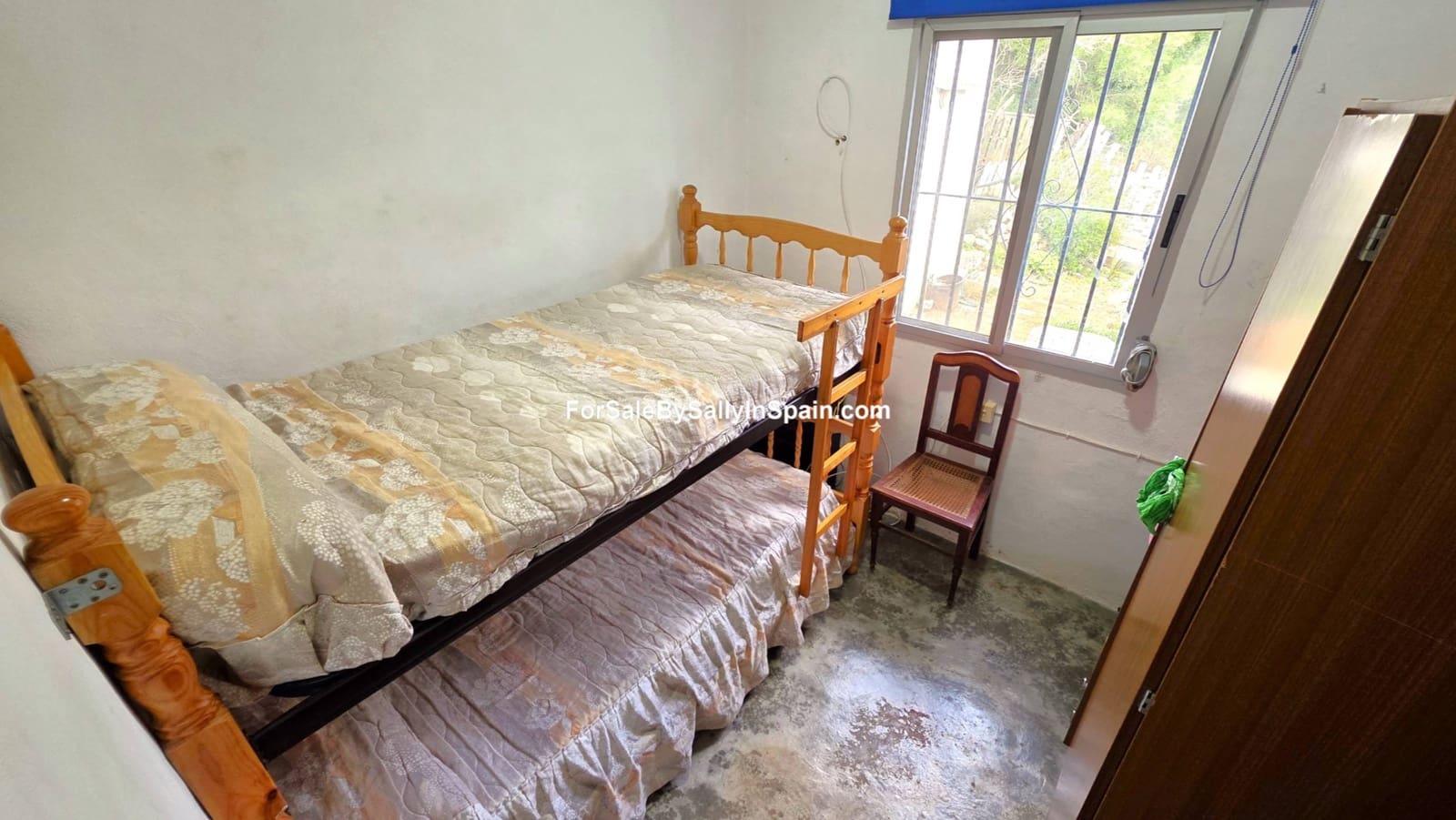 4 Zimmer Villa zu verkaufen in Simat de la Valldigna mit Garage - 149.000 € (Ref: 9395262)