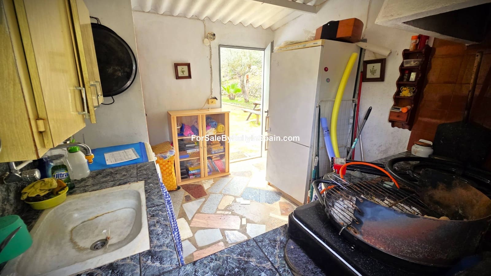 4 Zimmer Villa zu verkaufen in Simat de la Valldigna mit Garage - 149.000 € (Ref: 9395262)