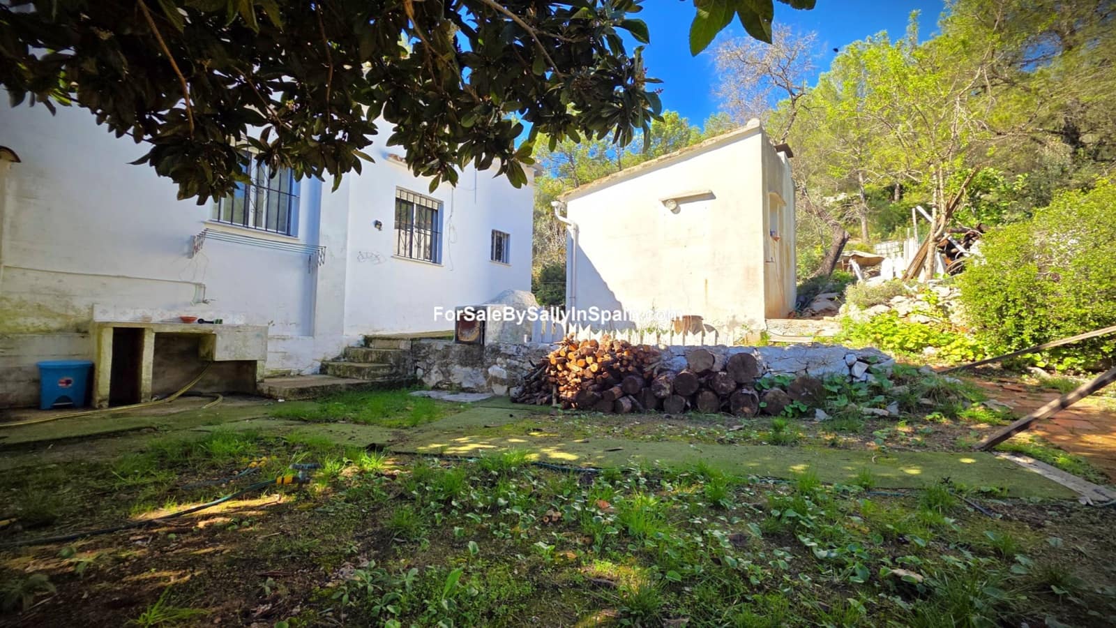 4 Zimmer Villa zu verkaufen in Simat de la Valldigna mit Garage - 149.000 € (Ref: 9395262)