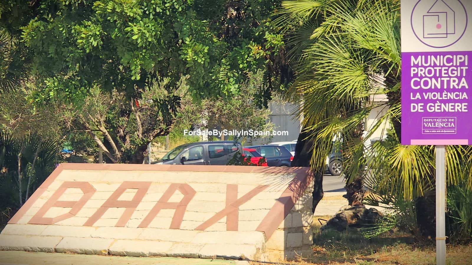 4 Zimmer Villa zu verkaufen in Simat de la Valldigna mit Garage - 149.000 € (Ref: 9395262)