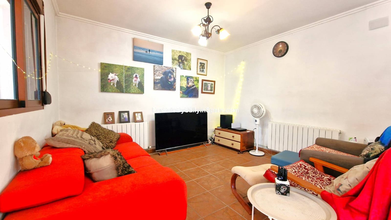 4 bedroom Villa for sale in Villalonga with pool - € 240,000 (Ref: 9396803)