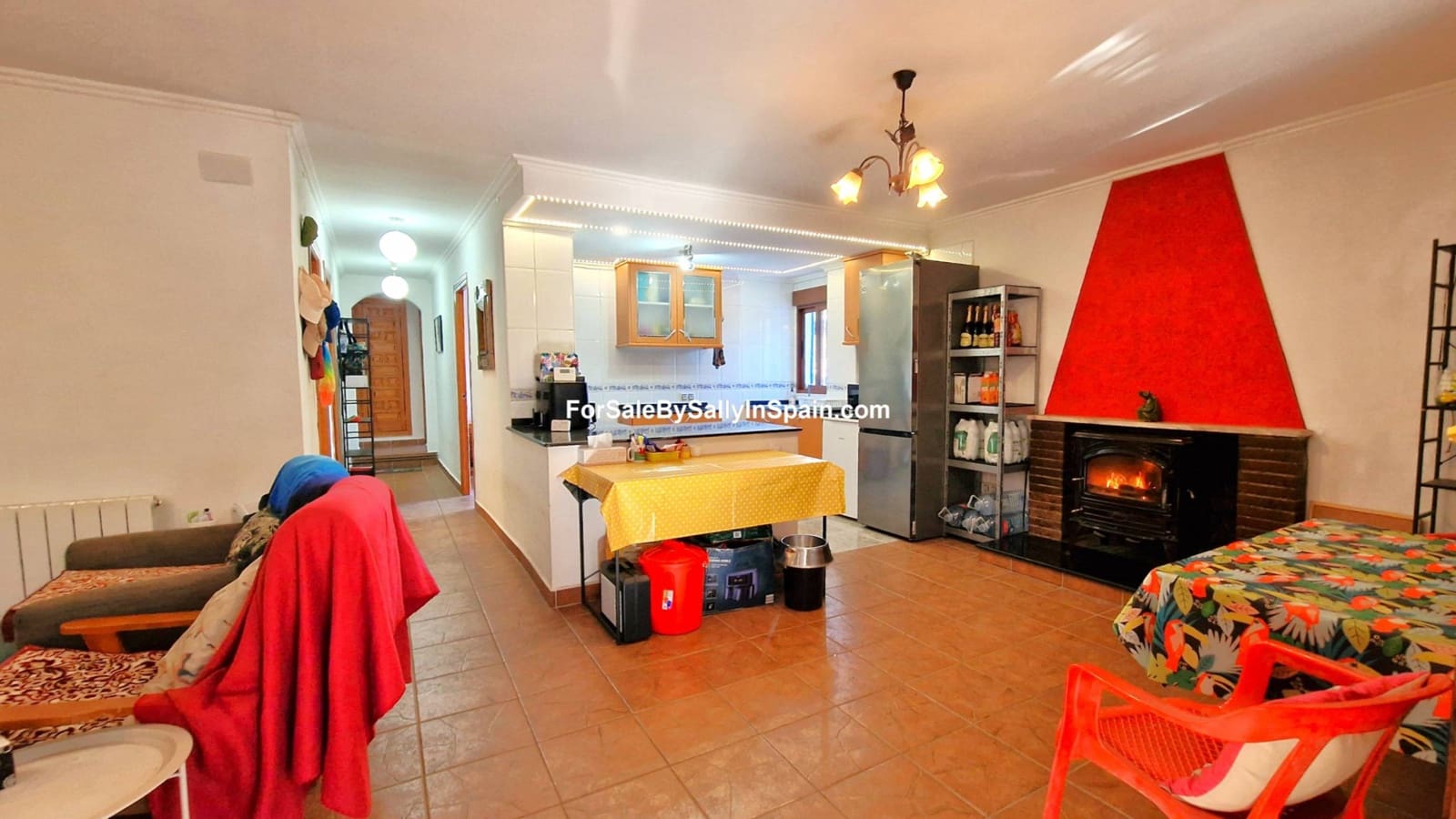 4 bedroom Villa for sale in Villalonga with pool - € 240,000 (Ref: 9396803)