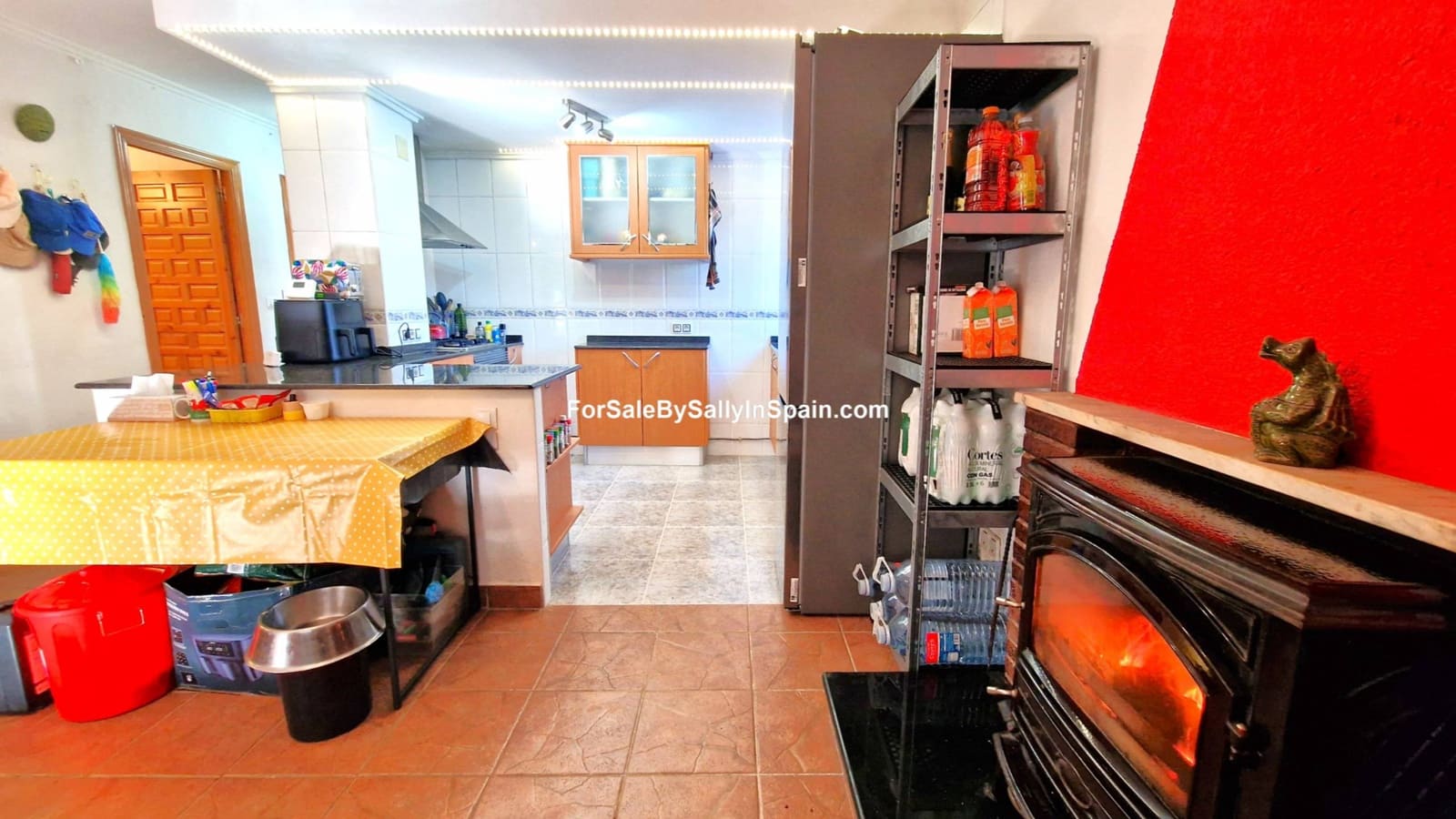 4 bedroom Villa for sale in Villalonga with pool - € 240,000 (Ref: 9396803)