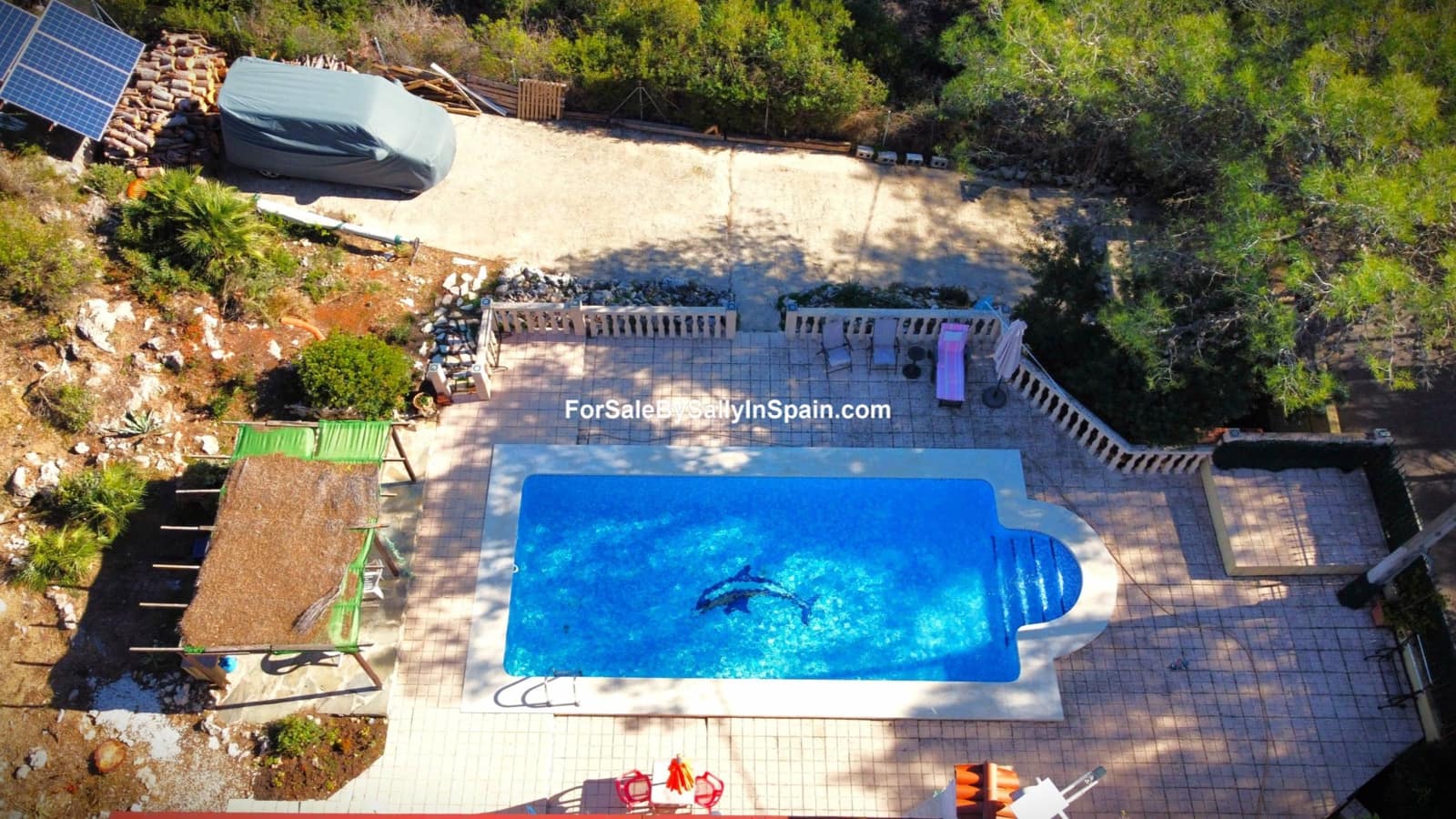 4 bedroom Villa for sale in Villalonga with pool - € 240,000 (Ref: 9396803)