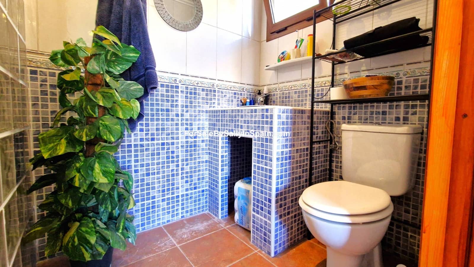 4 bedroom Villa for sale in Villalonga with pool - € 240,000 (Ref: 9396803)