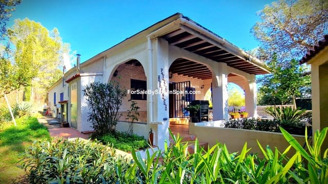 4 bedroom Villa for sale in Villalonga with pool - € 240,000 (Ref: 9396803)
