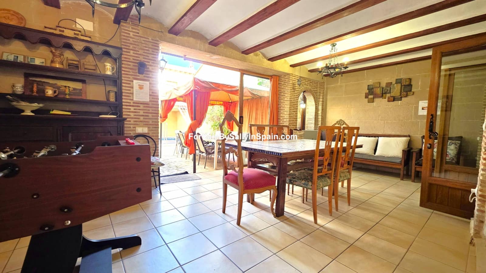 5 bedroom Townhouse for sale in Palomar with pool - € 249,000 (Ref: 9396804)