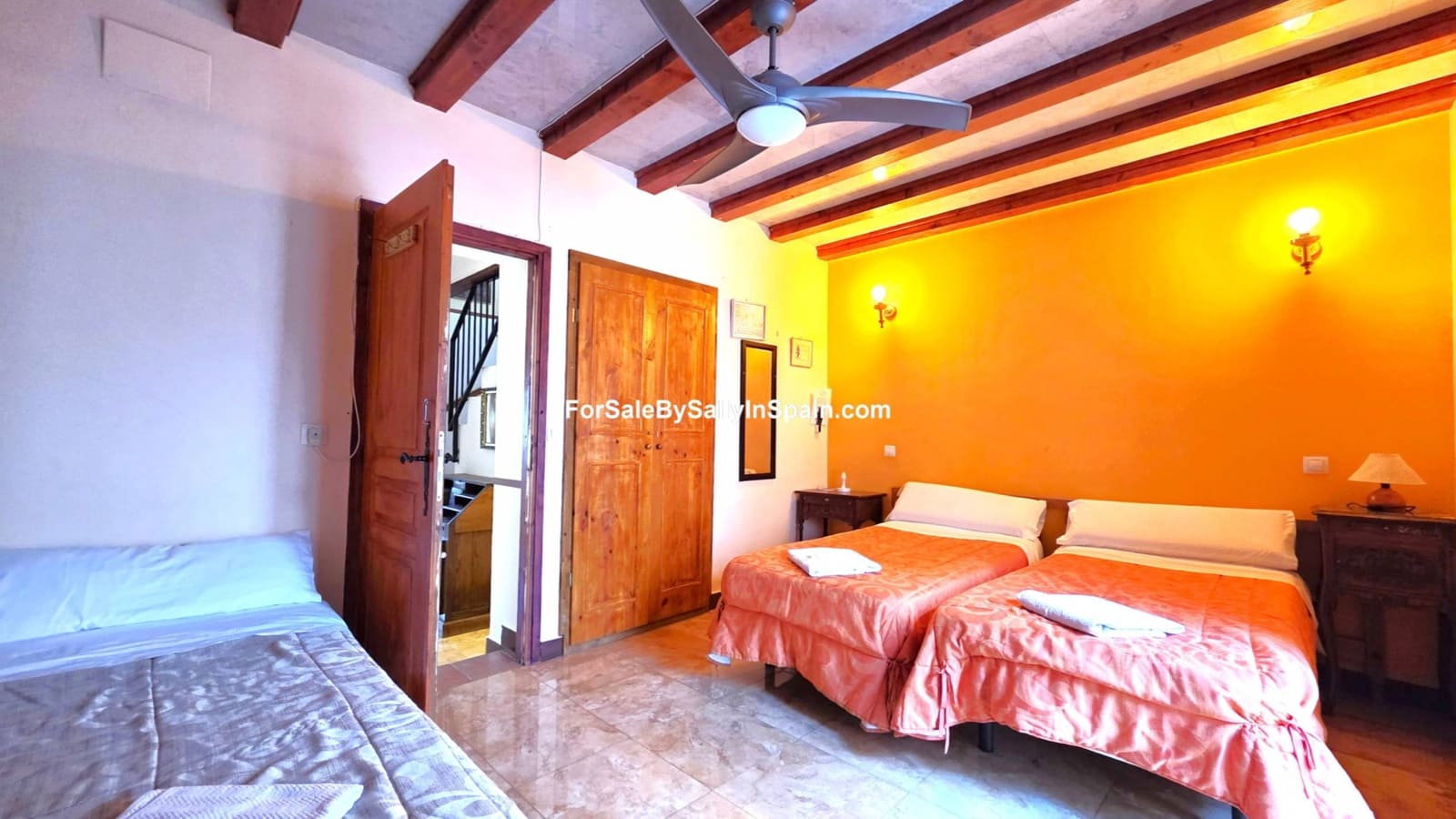 5 bedroom Townhouse for sale in Palomar with pool - € 249,000 (Ref: 9396804)