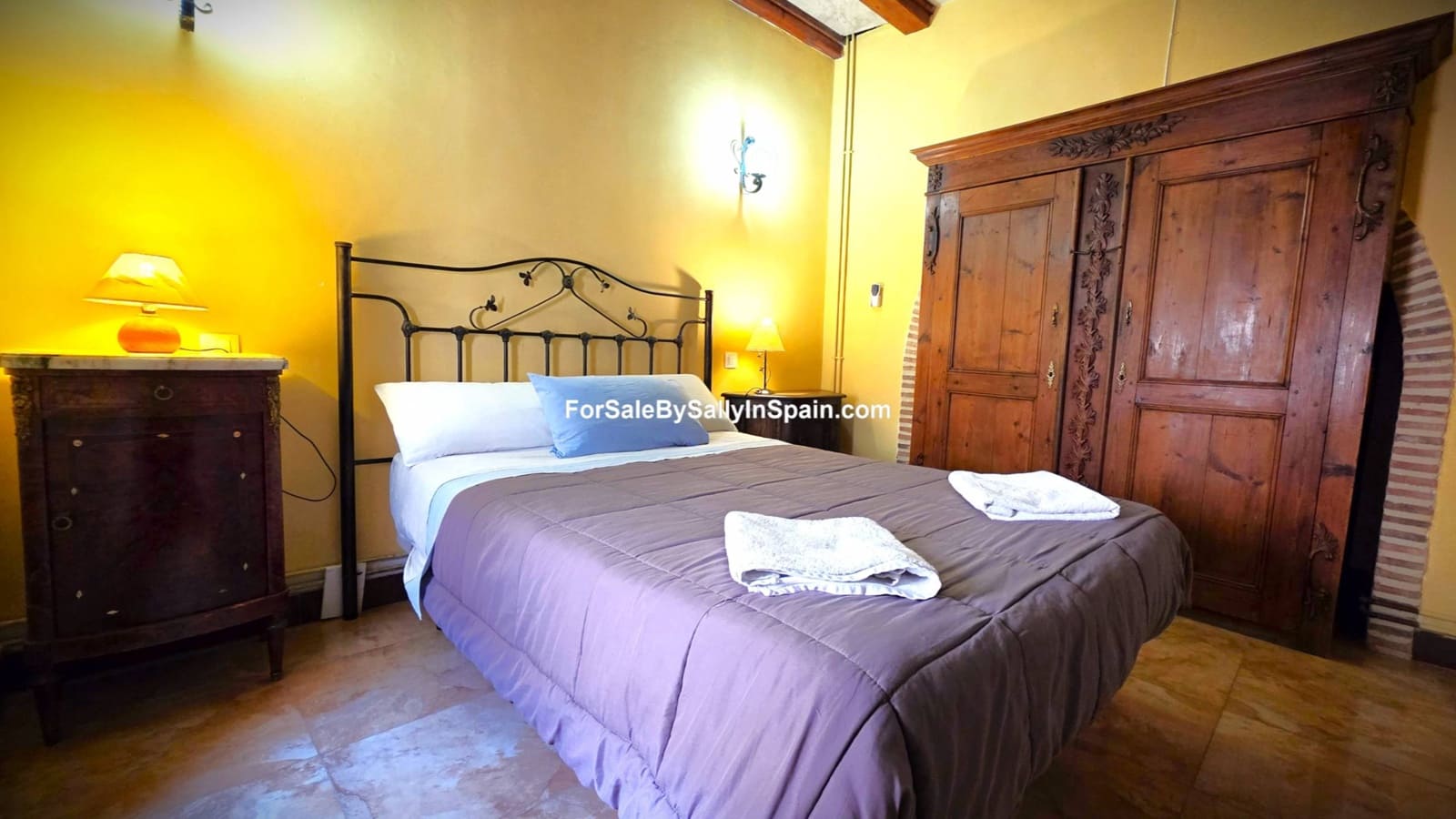 5 bedroom Townhouse for sale in Palomar with pool - € 249,000 (Ref: 9396804)