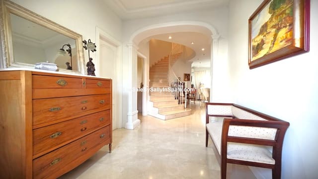 4 makuuhuone Omakotitalo myytävänä paikassa Palma de Gandía mukana 
autotalli - 330 000 € (Ref: 9471329)