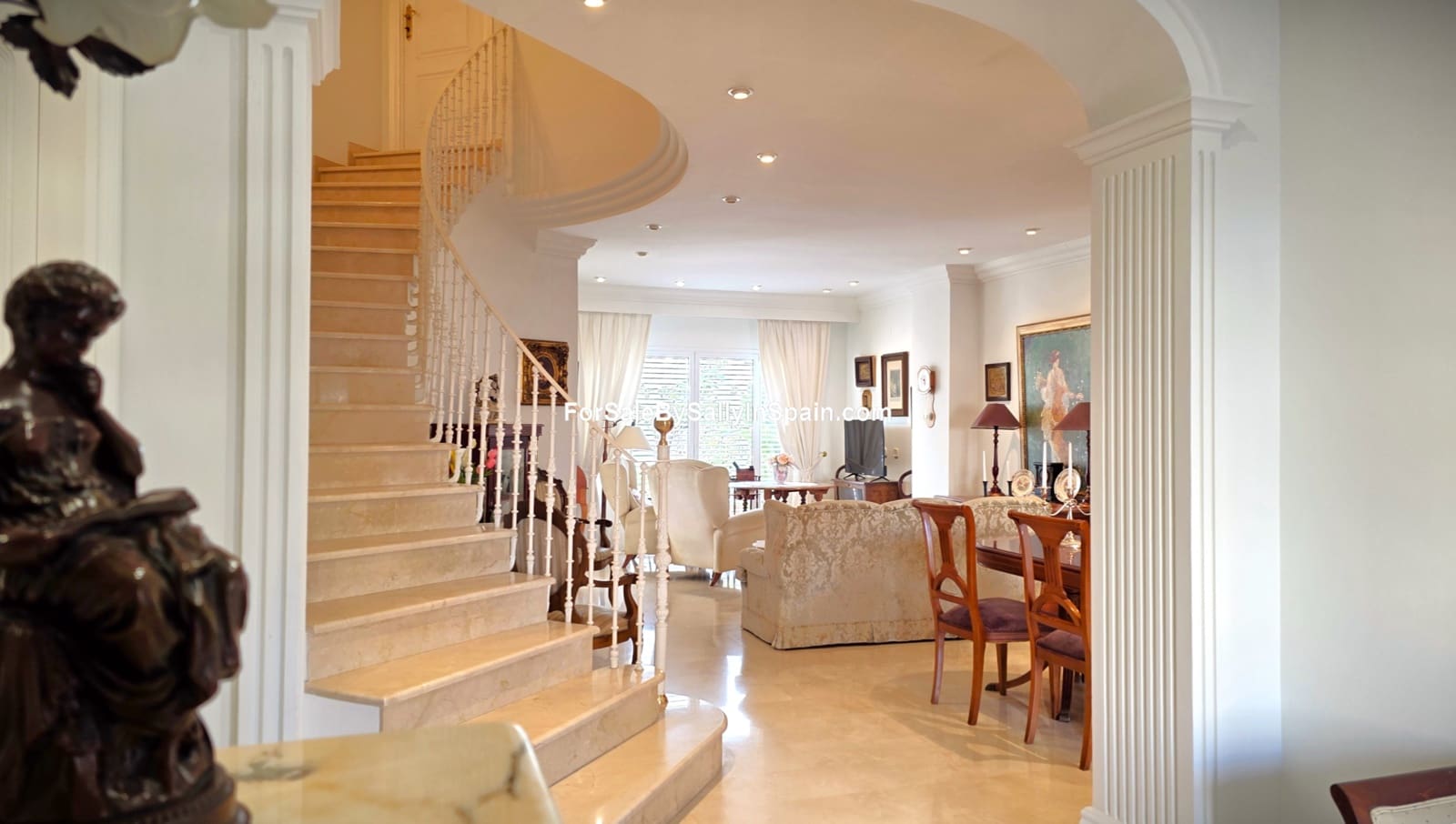 4 makuuhuone Omakotitalo myytävänä paikassa Palma de Gandia mukana 
autotalli - 330 000 € (Ref: 9471329)