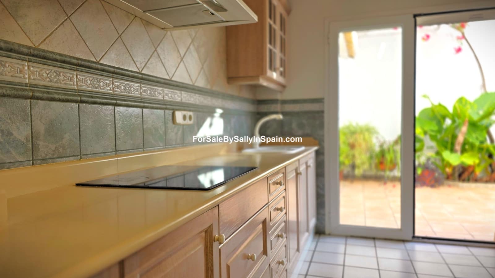 4 makuuhuone Omakotitalo myytävänä paikassa Palma de Gandia mukana 
autotalli - 330 000 € (Ref: 9471329)