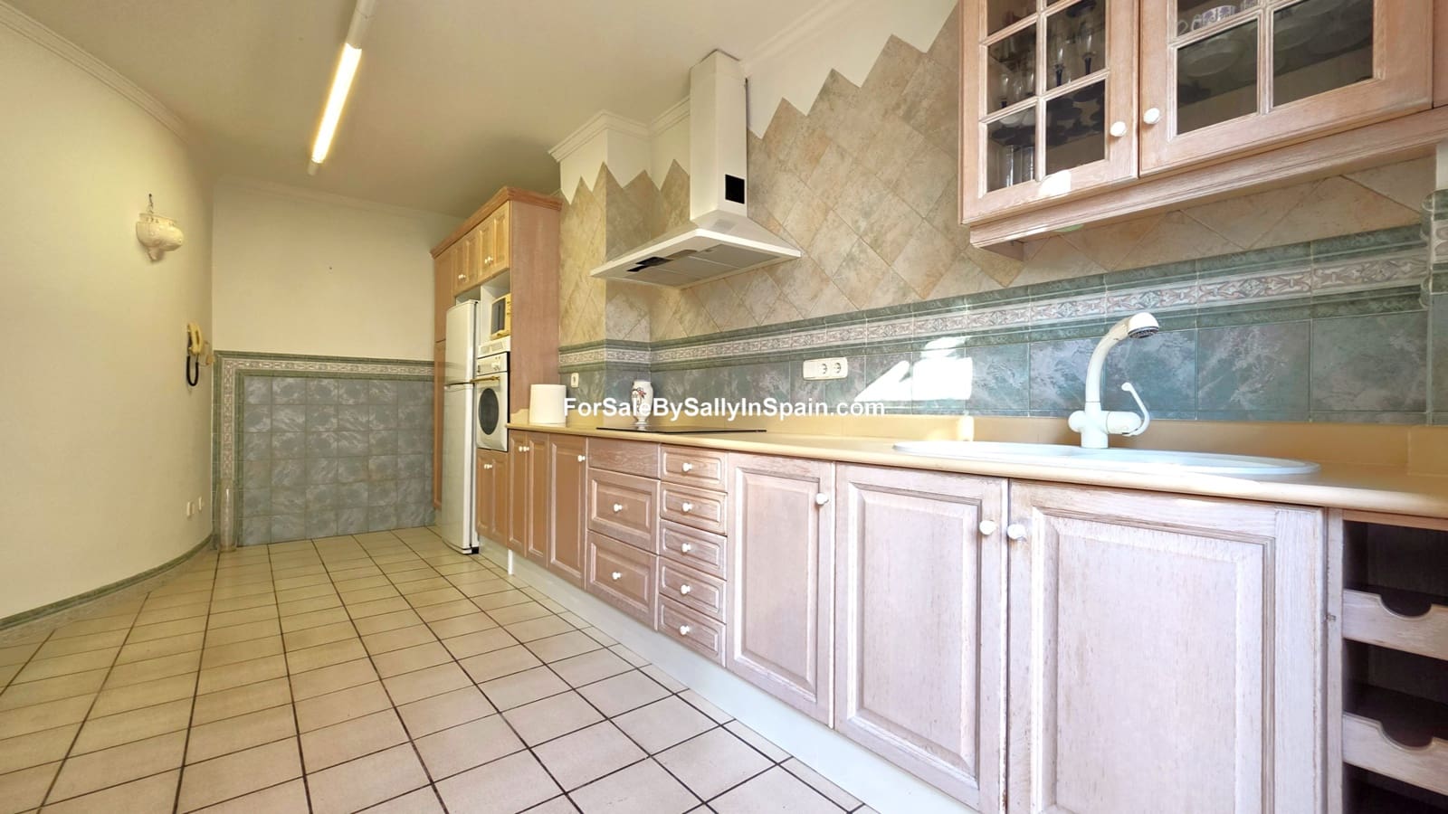 4 makuuhuone Omakotitalo myytävänä paikassa Palma de Gandia mukana 
autotalli - 330 000 € (Ref: 9471329)