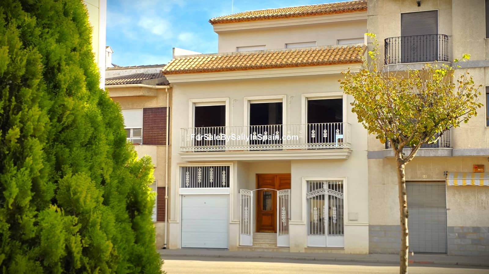 4 makuuhuone Omakotitalo myytävänä paikassa Palma de Gandia mukana 
autotalli - 330 000 € (Ref: 9471329)