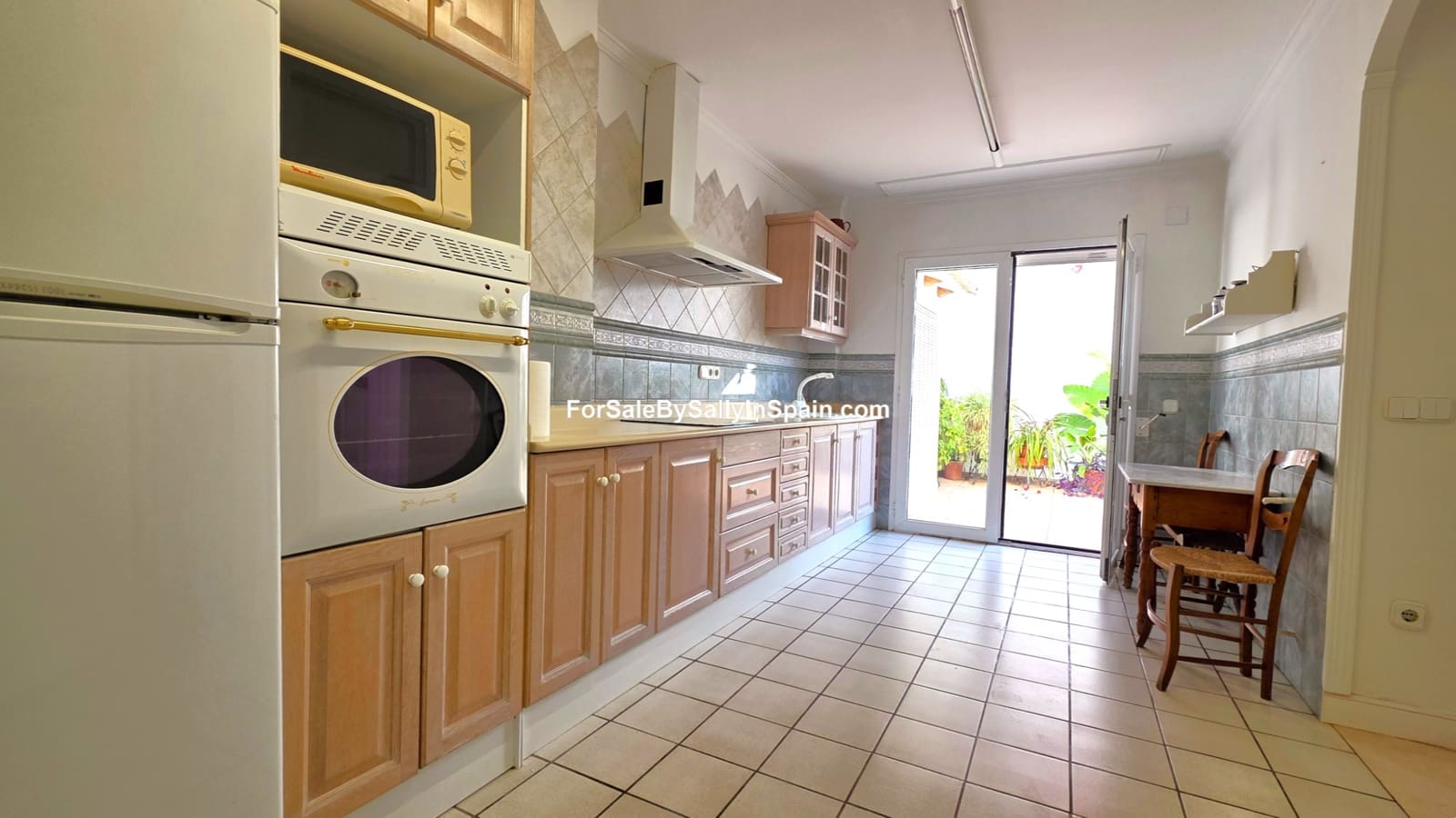 4 makuuhuone Omakotitalo myytävänä paikassa Palma de Gandia mukana 
autotalli - 330 000 € (Ref: 9471329)