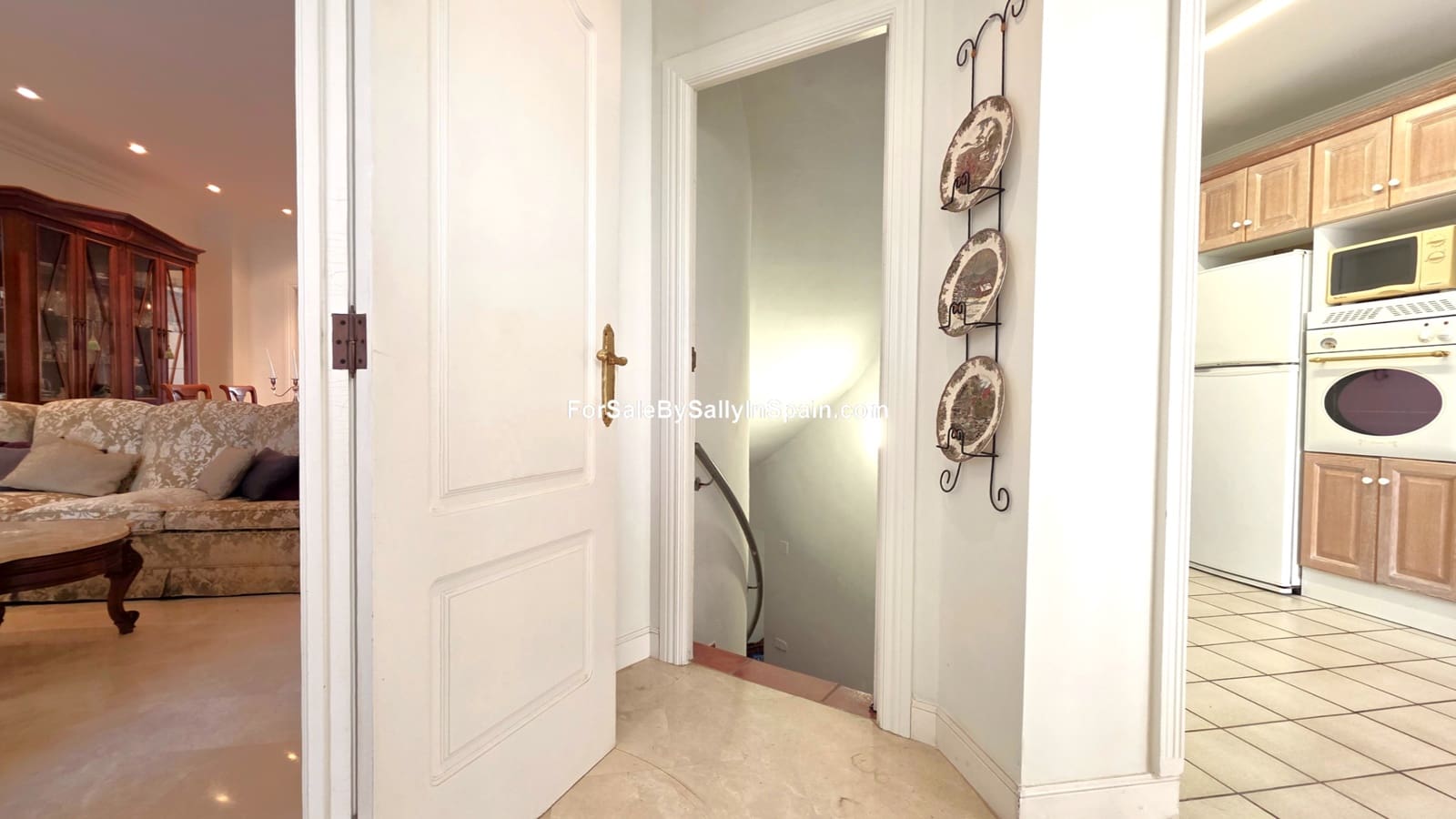 4 makuuhuone Omakotitalo myytävänä paikassa Palma de Gandia mukana 
autotalli - 330 000 € (Ref: 9471329)