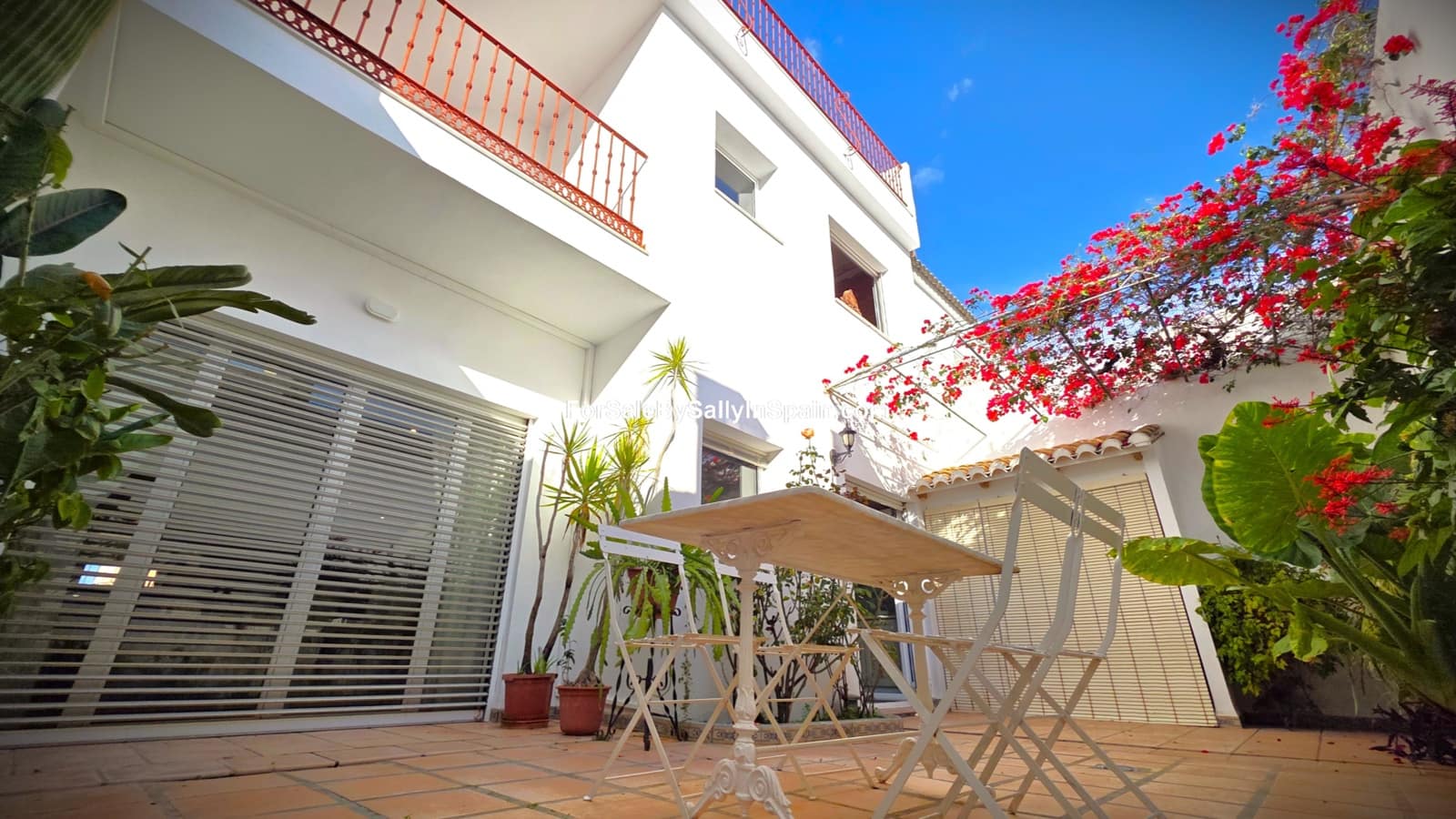 4 makuuhuone Omakotitalo myytävänä paikassa Palma de Gandia mukana 
autotalli - 330 000 € (Ref: 9471329)