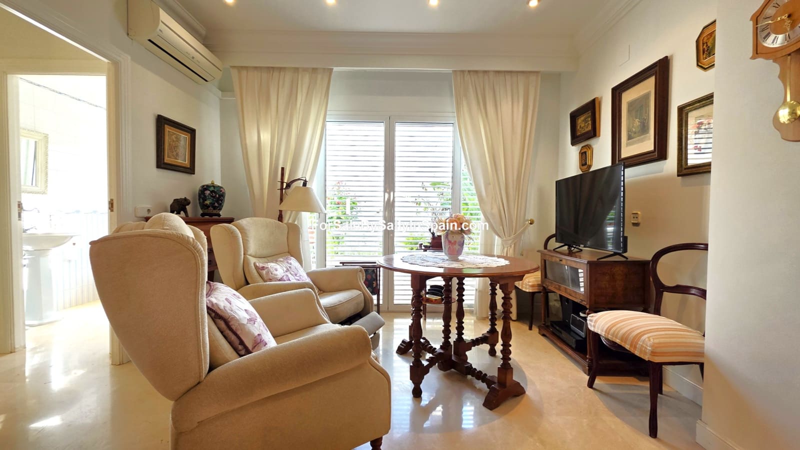 4 makuuhuone Omakotitalo myytävänä paikassa Palma de Gandia mukana 
autotalli - 330 000 € (Ref: 9471329)