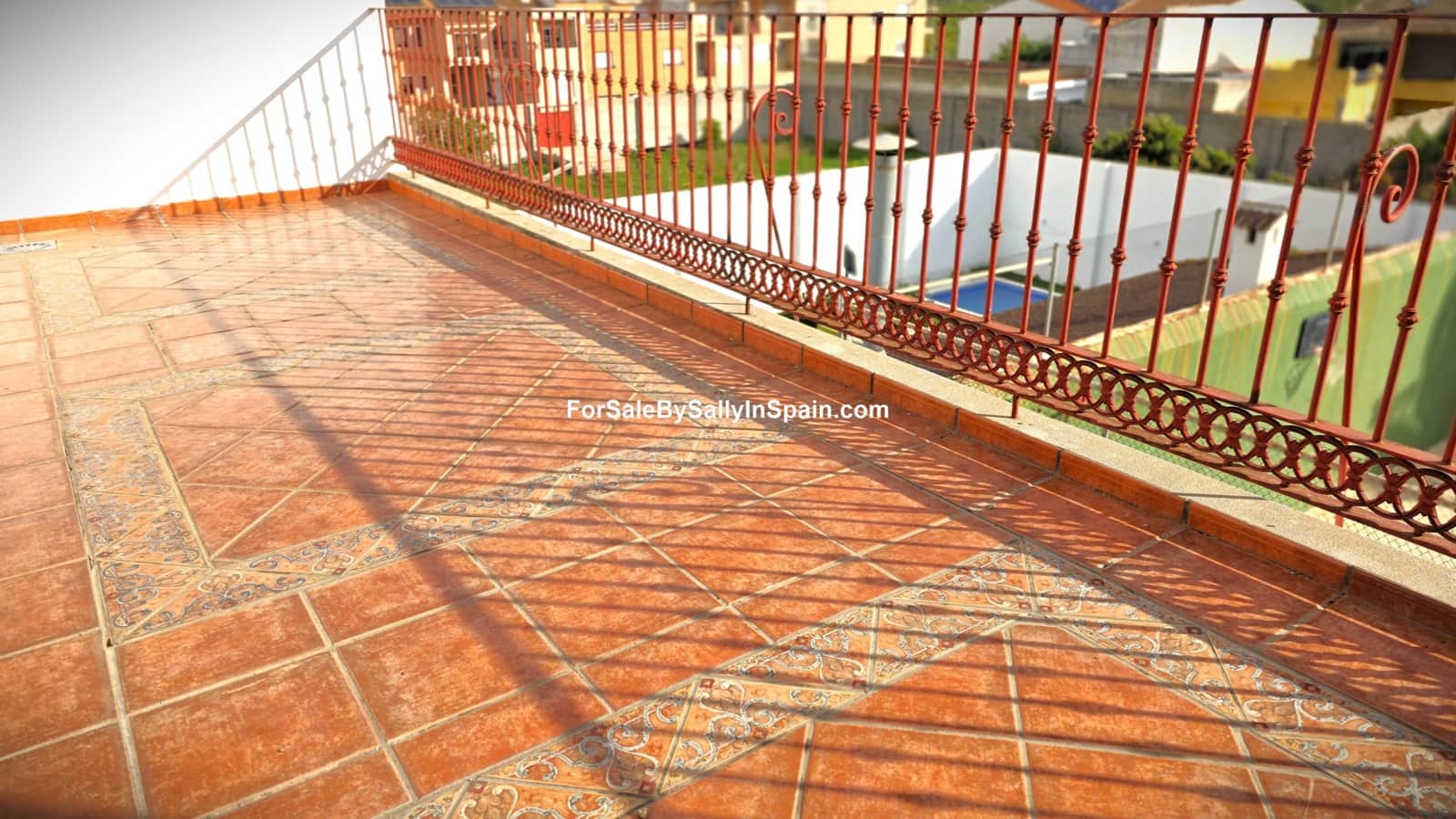 4 makuuhuone Omakotitalo myytävänä paikassa Palma de Gandia mukana 
autotalli - 330 000 € (Ref: 9471329)