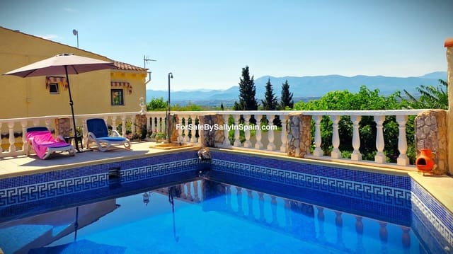 4 sypialnia Willa na sprzedaż w Benigánim z basenem garażem - 270 000 € (Ref: 9471520)