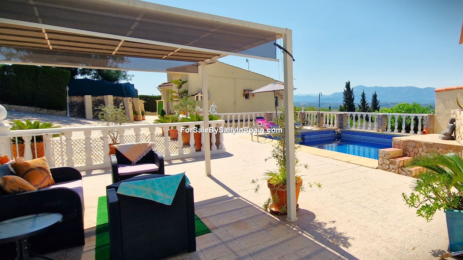 4 sypialnia Willa na sprzedaż w Beniganim z basenem garażem - 270 000 € (Ref: 9471520)