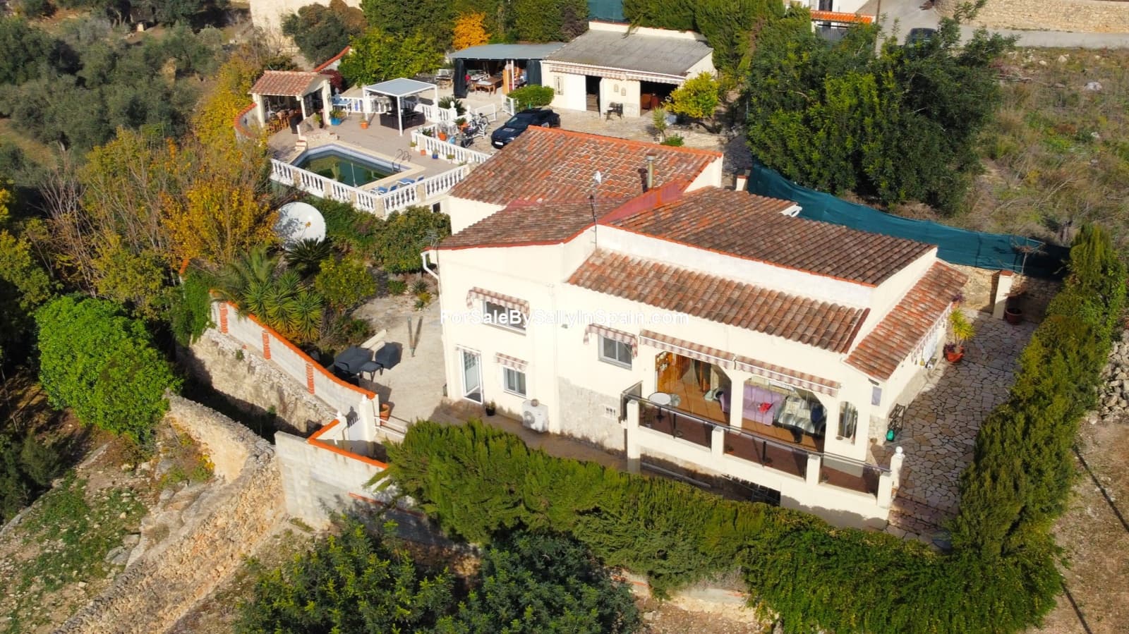 4 sypialnia Willa na sprzedaż w Beniganim z basenem garażem - 270 000 € (Ref: 9471520)