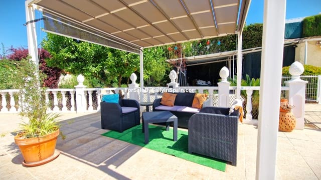 4 sypialnia Willa na sprzedaż w Benigánim z basenem garażem - 270 000 € (Ref: 9471520)