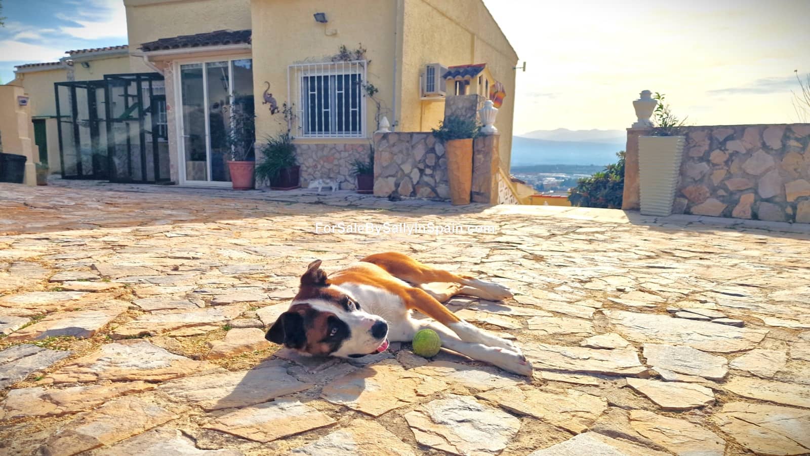 4 sypialnia Willa na sprzedaż w Beniganim z basenem garażem - 270 000 € (Ref: 9471520)