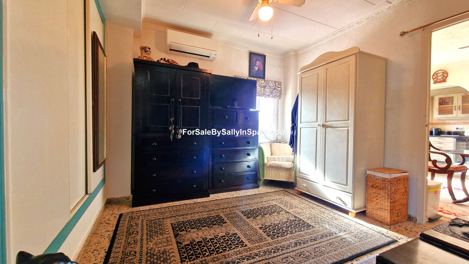 4 sypialnia Willa na sprzedaż w Beniganim z basenem garażem - 270 000 € (Ref: 9471520)