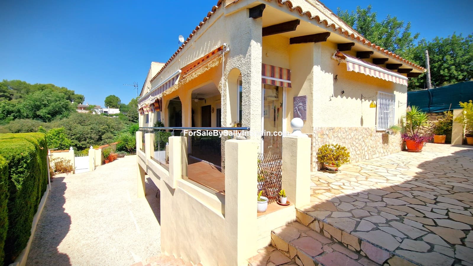 4 sypialnia Willa na sprzedaż w Beniganim z basenem garażem - 270 000 € (Ref: 9471520)