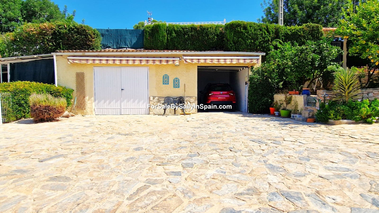 4 sypialnia Willa na sprzedaż w Beniganim z basenem garażem - 270 000 € (Ref: 9471520)