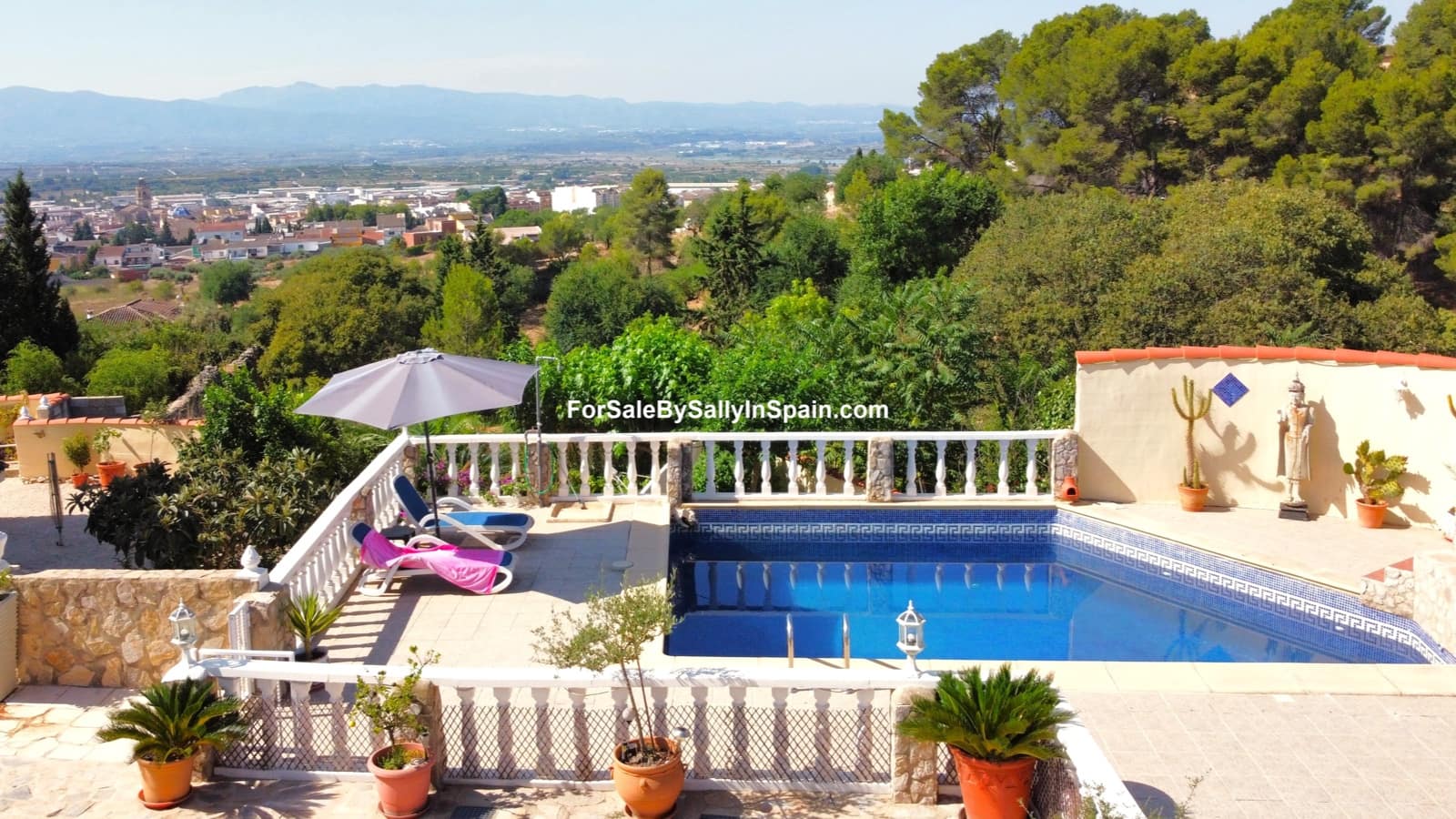 4 sypialnia Willa na sprzedaż w Beniganim z basenem garażem - 270 000 € (Ref: 9471520)