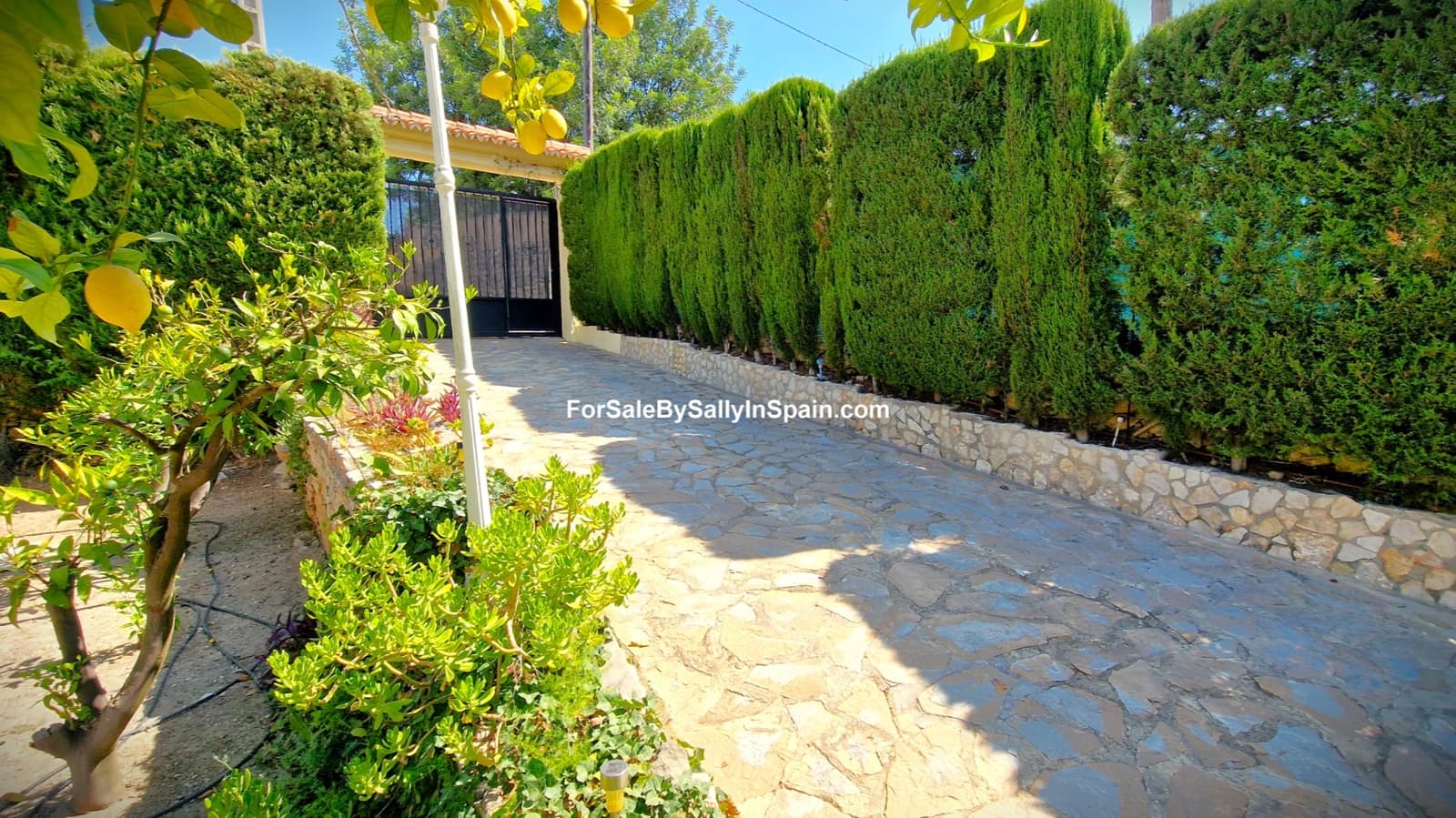 4 sypialnia Willa na sprzedaż w Beniganim z basenem garażem - 270 000 € (Ref: 9471520)