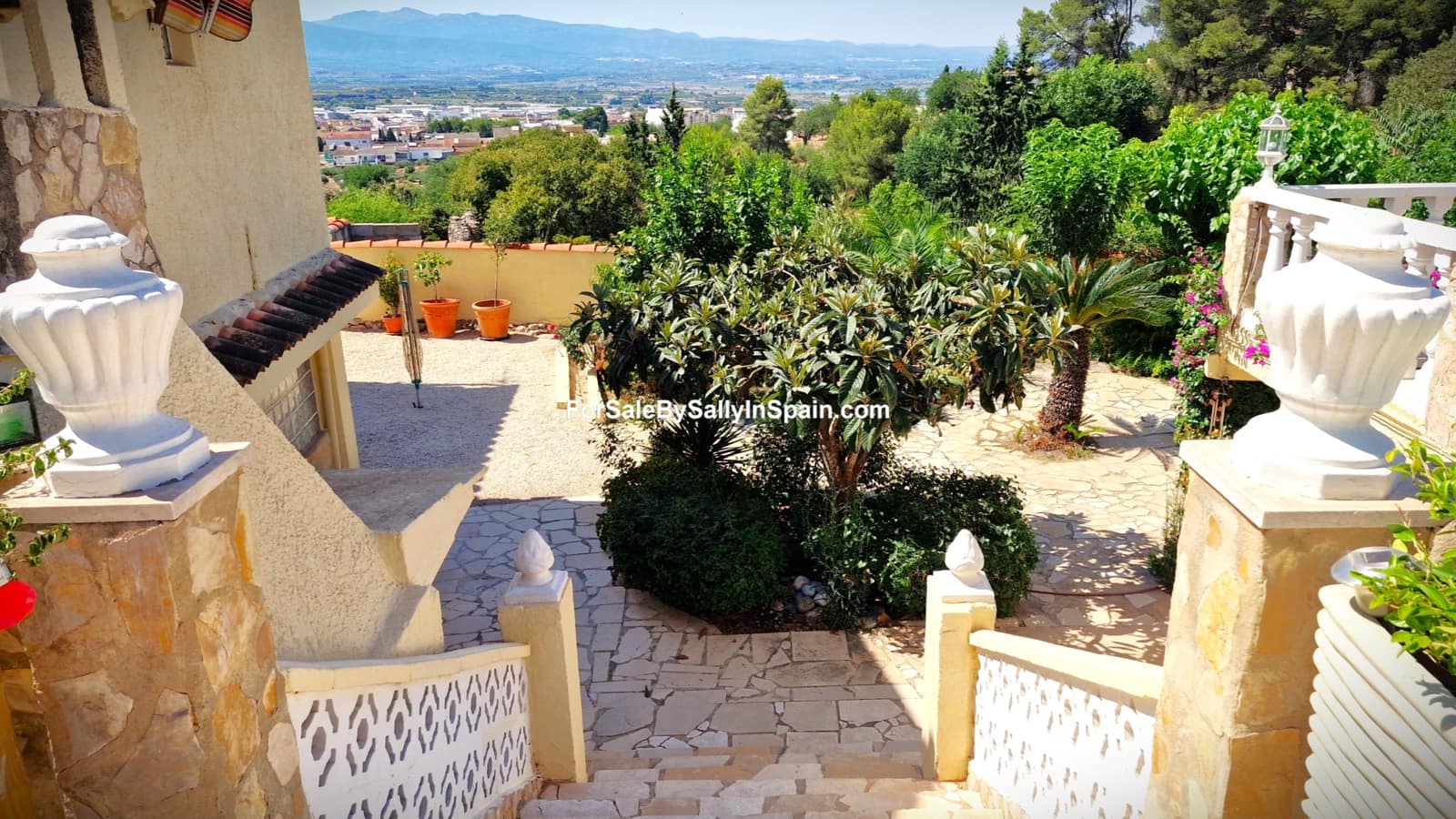 4 sypialnia Willa na sprzedaż w Beniganim z basenem garażem - 270 000 € (Ref: 9471520)