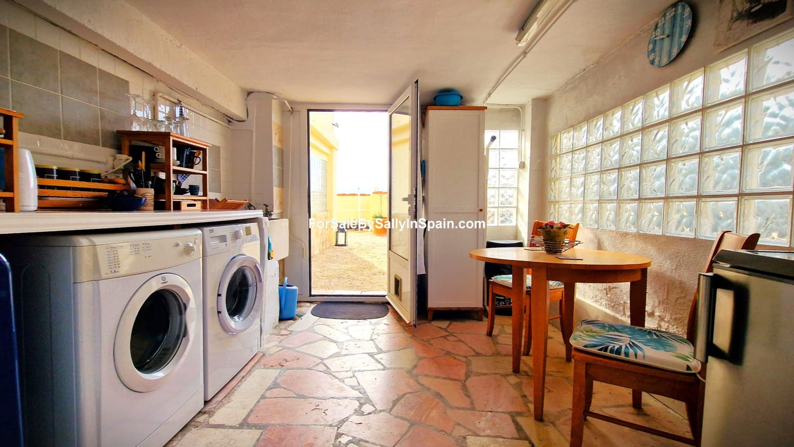 4 sypialnia Willa na sprzedaż w Beniganim z basenem garażem - 270 000 € (Ref: 9471520)