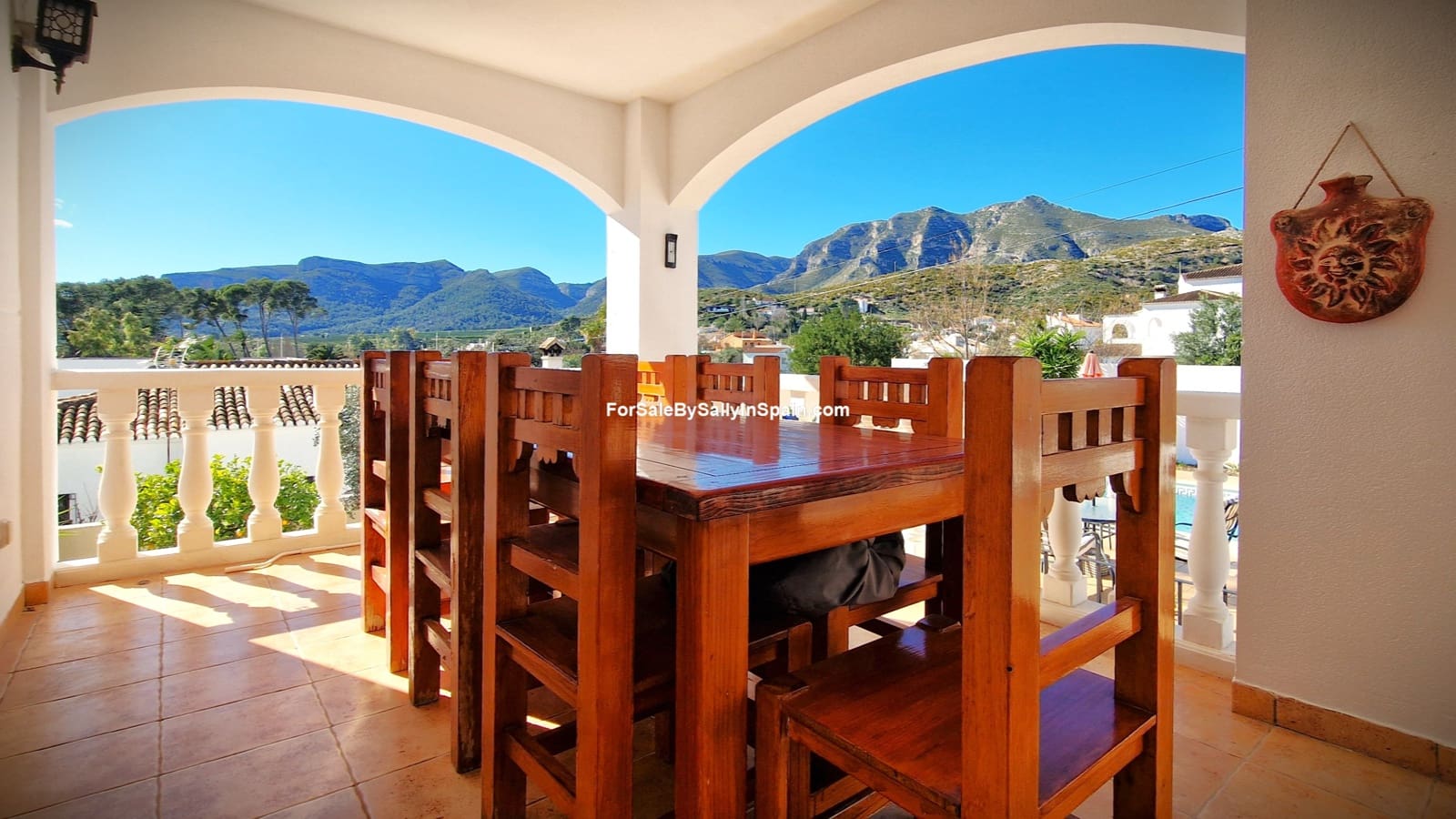 Chalet de 6 habitaciones en Gandia en venta con piscina garaje - 649.000 € (Ref: 9623182)