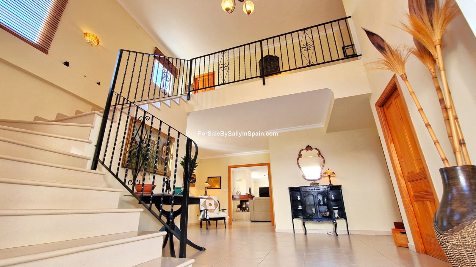 Chalet de 6 habitaciones en Gandia en venta con piscina garaje - 649.000 € (Ref: 9623182)