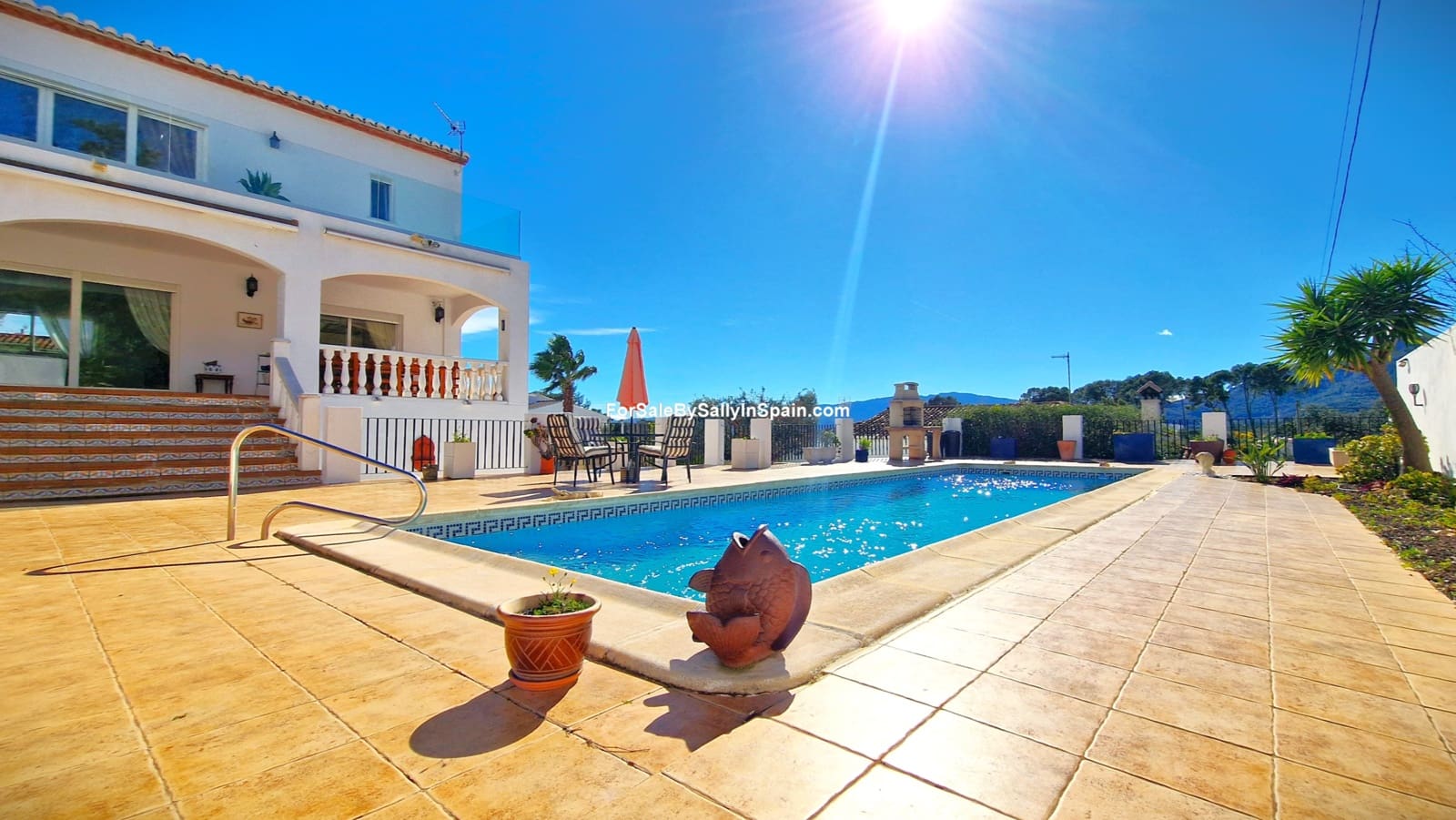 Chalet de 6 habitaciones en Gandia en venta con piscina garaje - 649.000 € (Ref: 9623182)