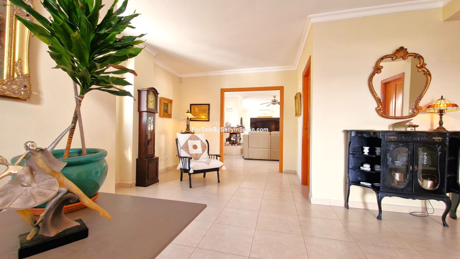 Chalet de 6 habitaciones en Gandia en venta con piscina garaje - 649.000 € (Ref: 9623182)