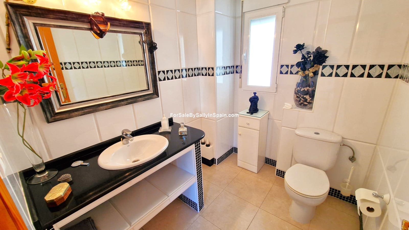 Chalet de 6 habitaciones en Gandia en venta con piscina garaje - 649.000 € (Ref: 9623182)