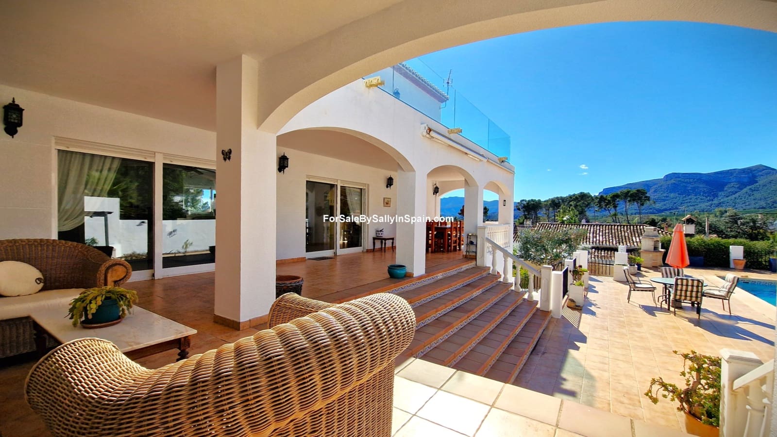 Chalet de 6 habitaciones en Gandia en venta con piscina garaje - 649.000 € (Ref: 9623182)